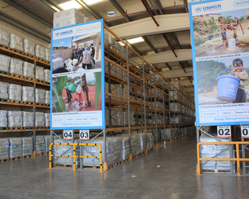  Mohammed bin Rashid orders aid flight to Somalia in support of COVID-19 response and flood relief efforts